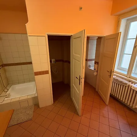 Romantic In Historical House From 1398 In Centre